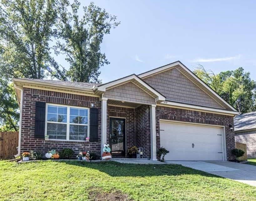 Photo of Listing #3040101