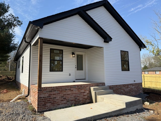 1243 S Russell St, Portland