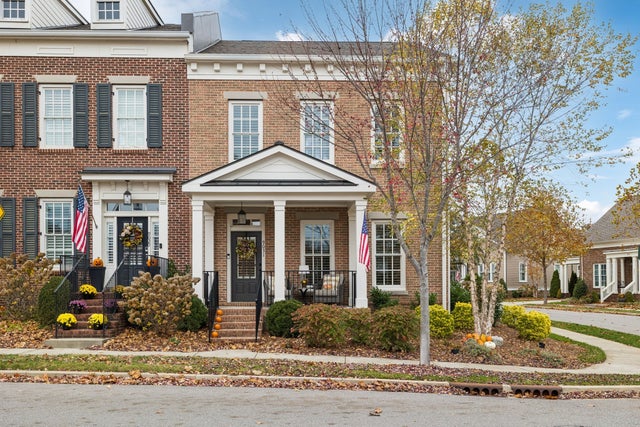 9031 Berry Farms Xing, Franklin