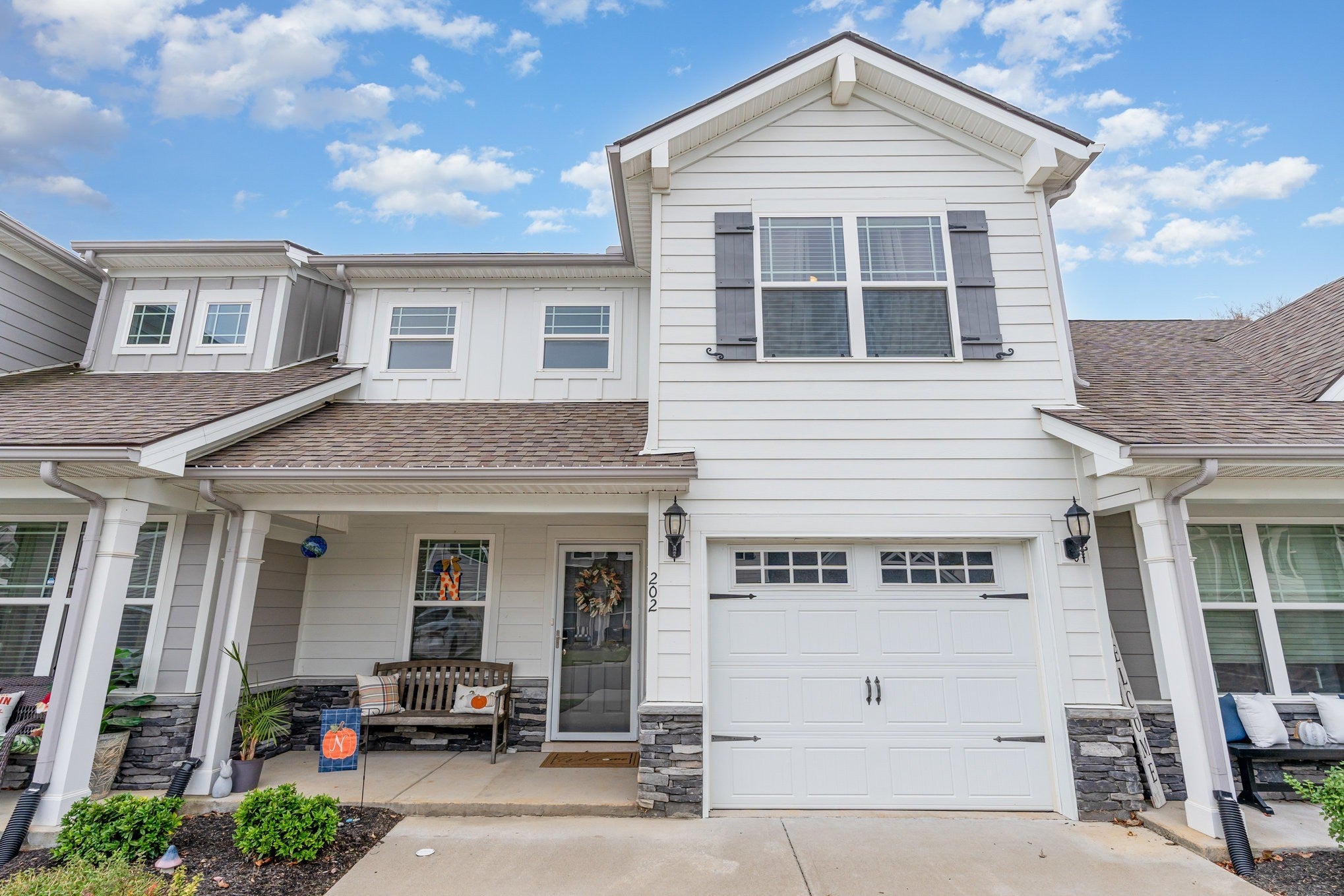 Photo of Listing #3041554