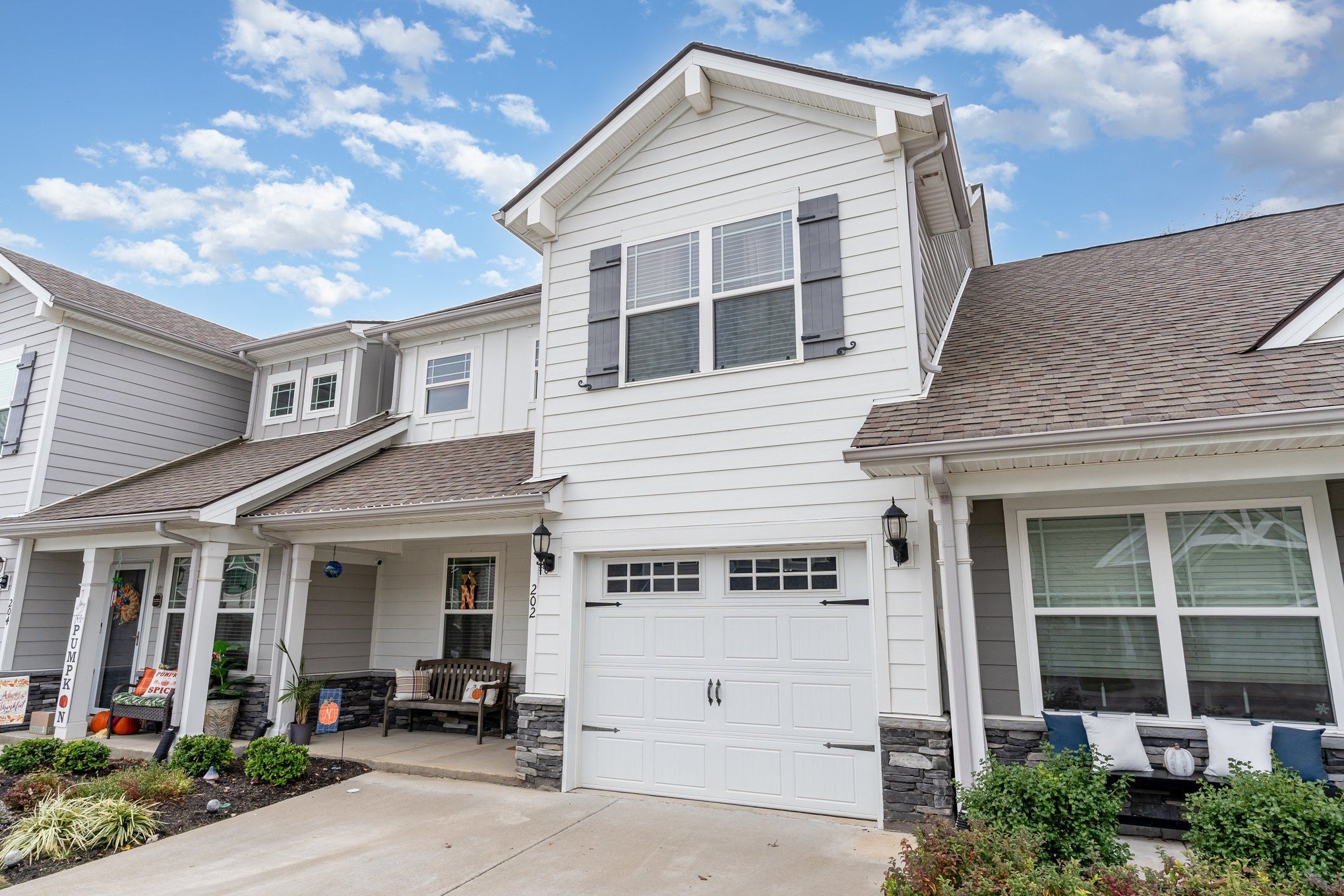 Photo of Listing #3041554