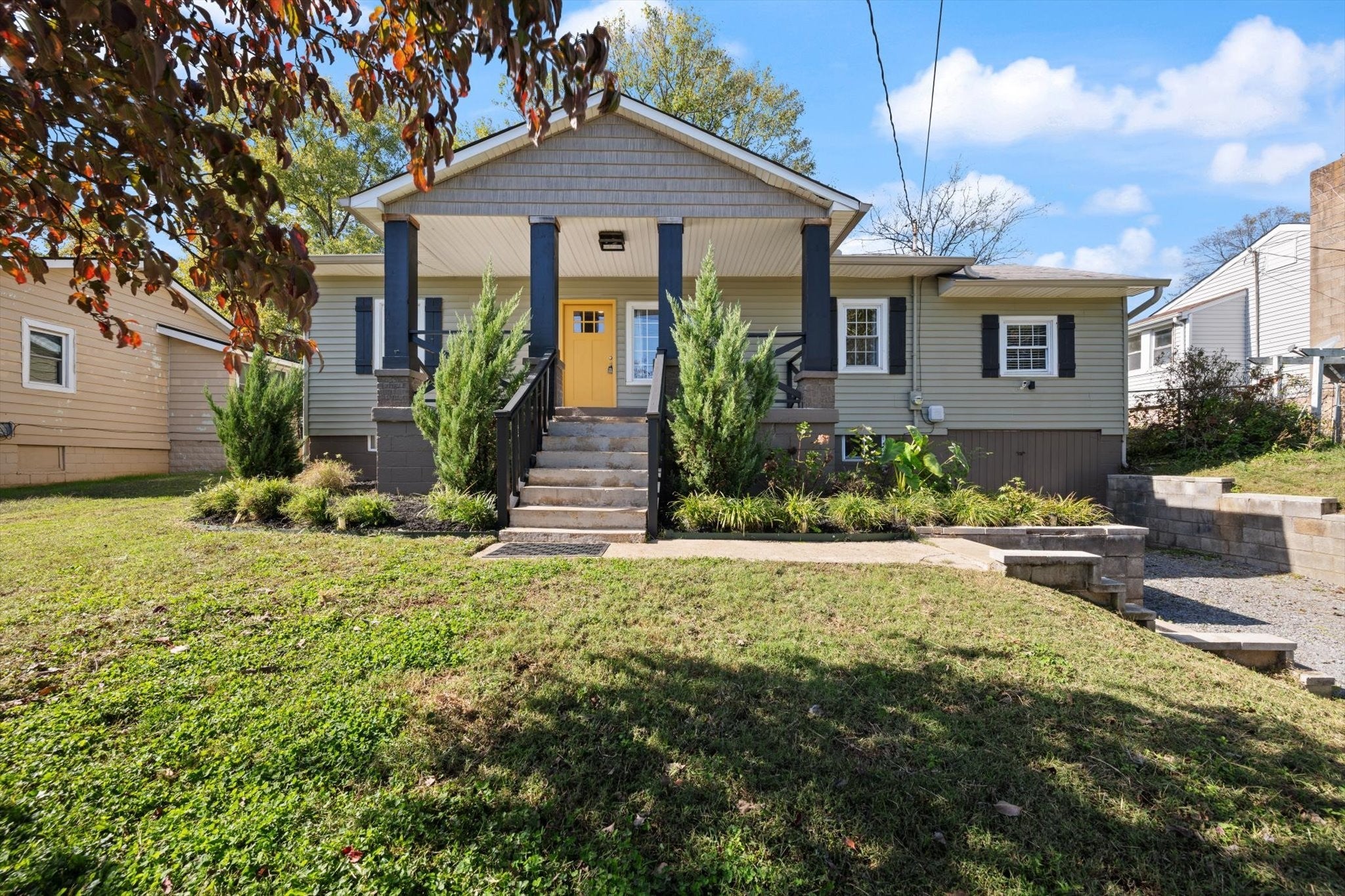 Home for sale in 208 Pitts Ave Old Hickory, TN