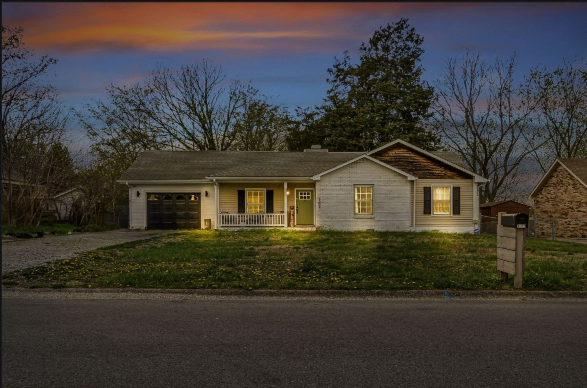 Photo of Listing #3041691