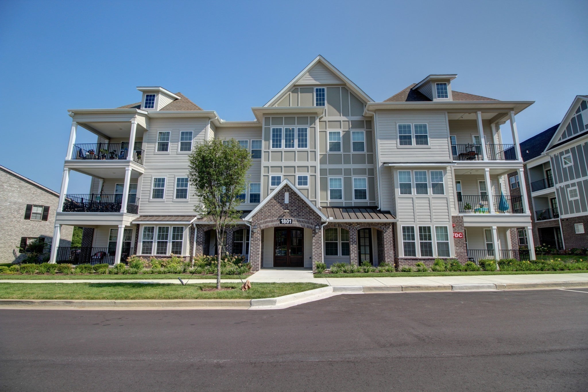 Photo for MLS 3041707 in 1801 Shadow Green Dr 306 Franklin, TN - 37064