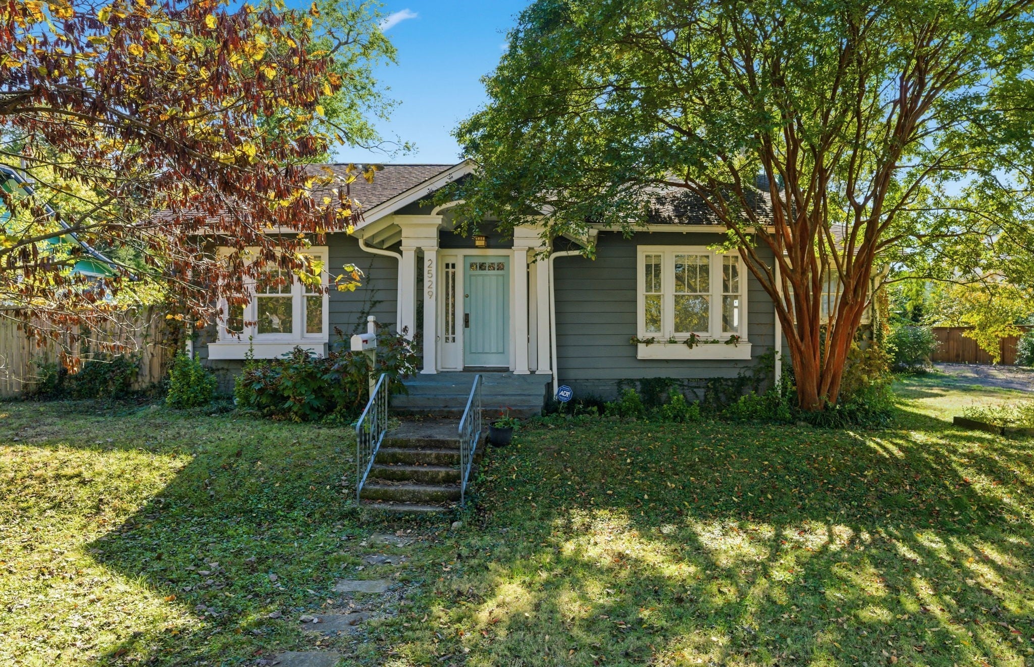 Photo for MLS 3041718 in 2529 Fairfax Ave Nashville, TN - 37212