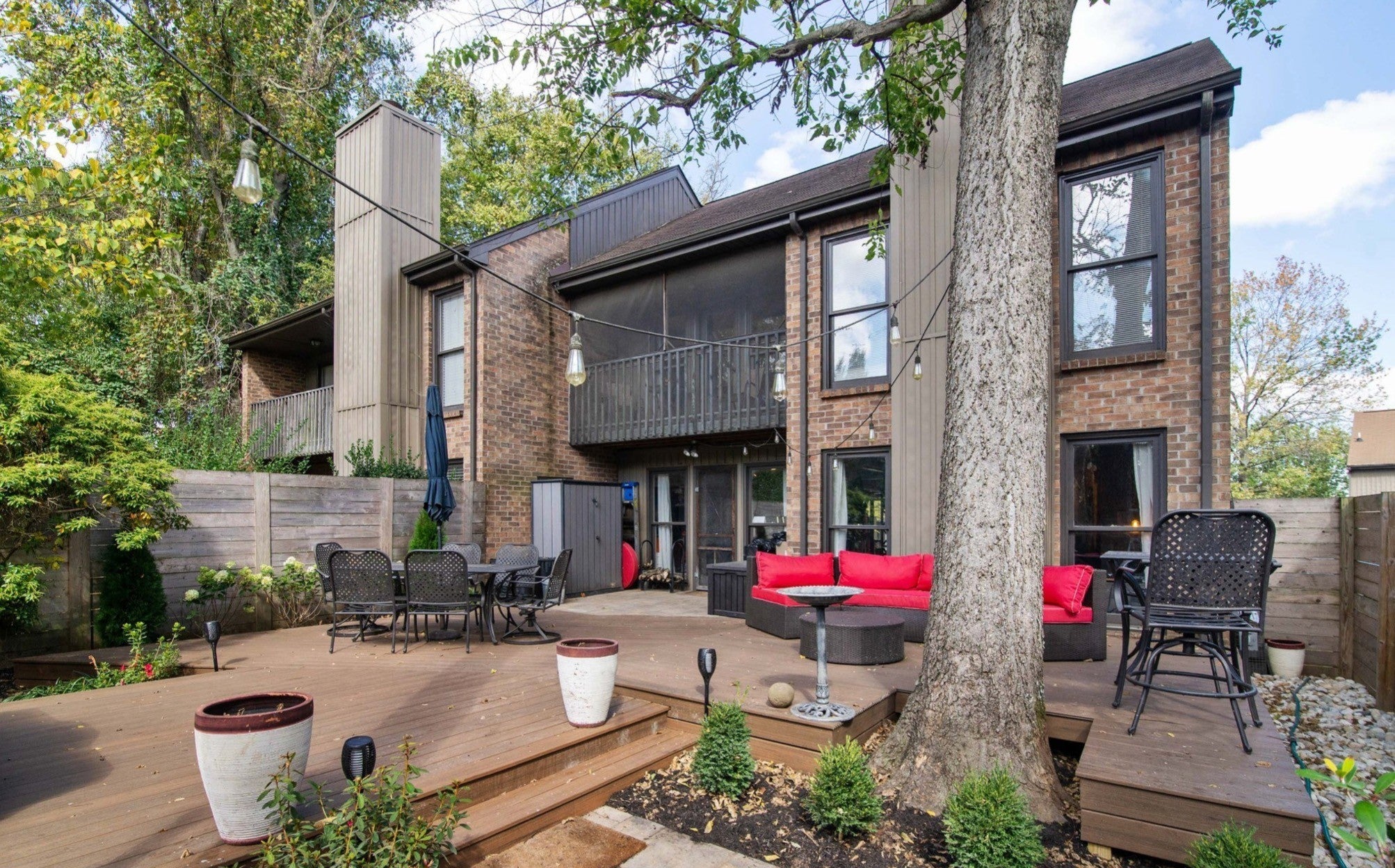 Home for sale in 825 Battlefield Dr Nashville, TN