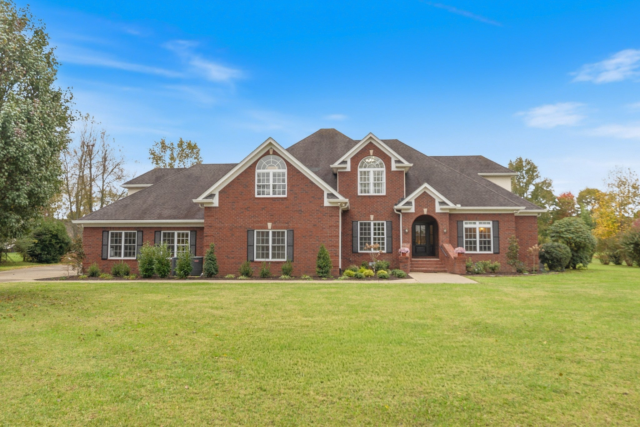 Photo of Listing #3041786