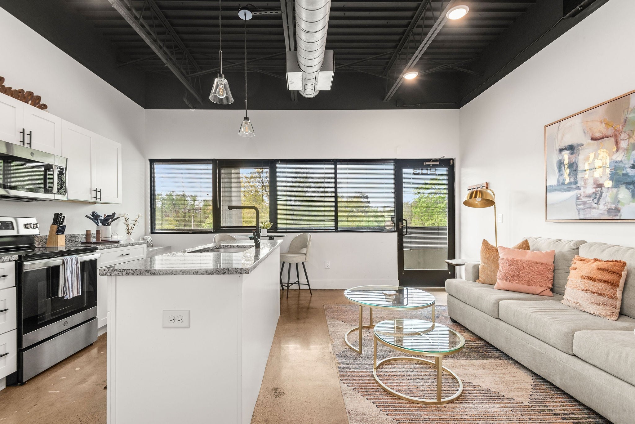 Photo of Listing #3041814