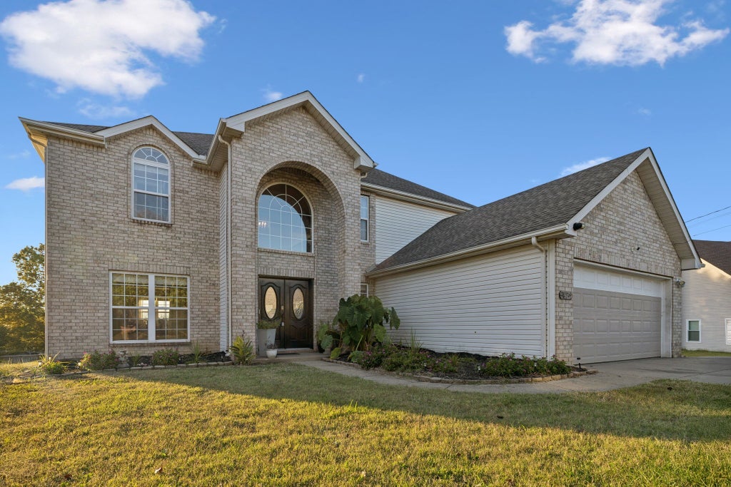 630 Holland Ridge Dr, La Vergne