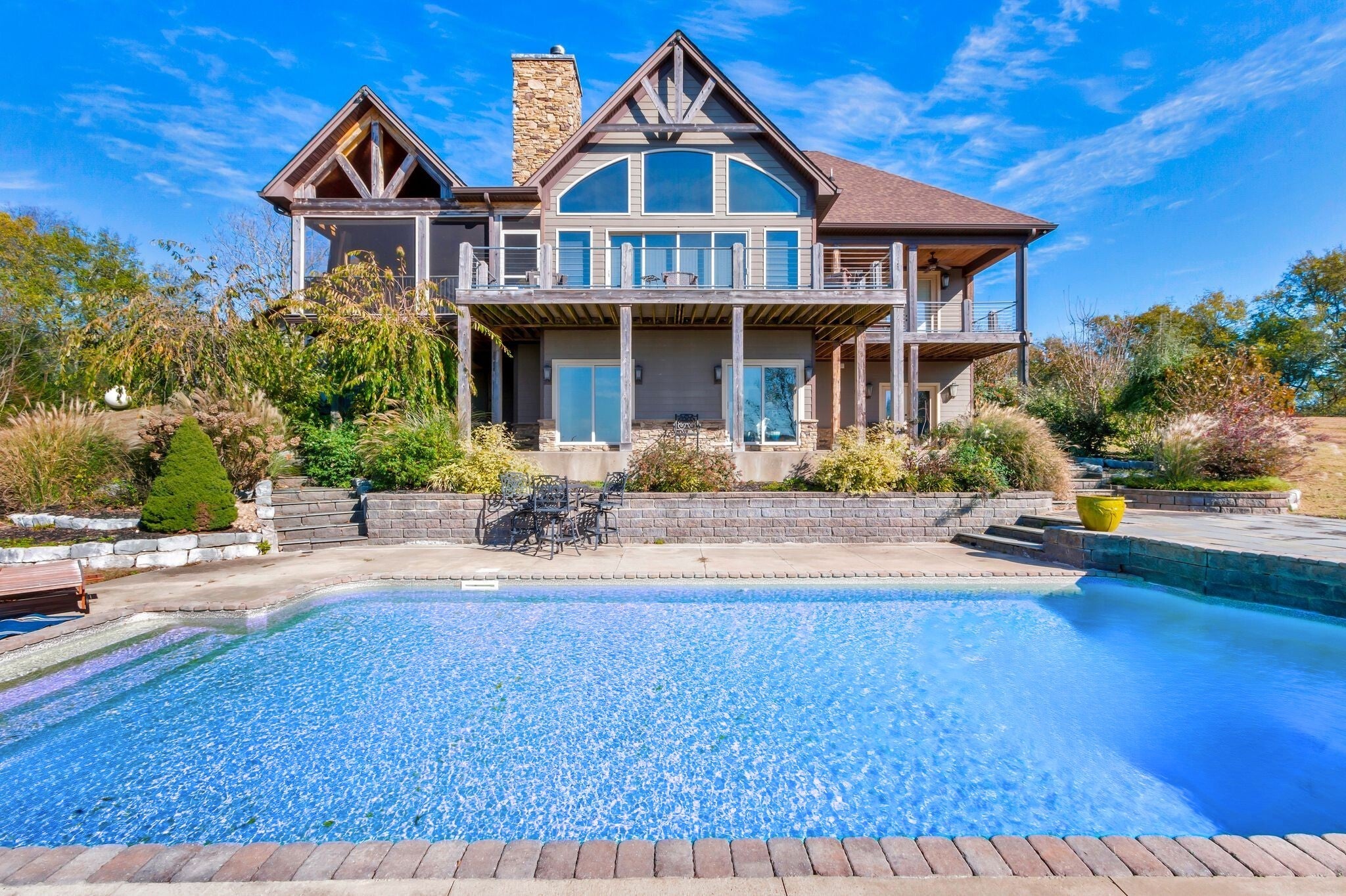 Photo of Listing #3041888