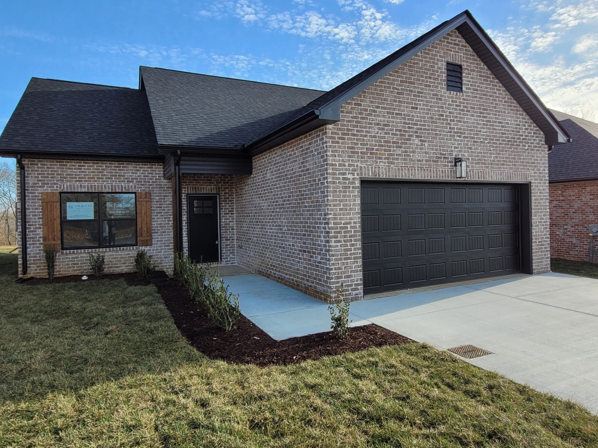 Photo of Listing #3041889