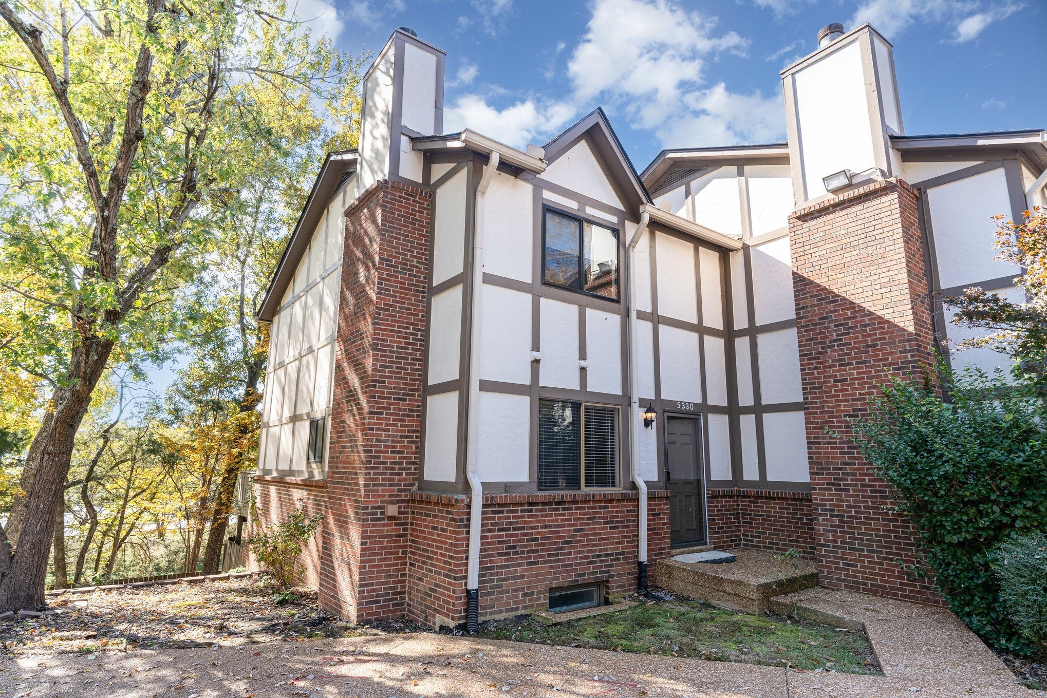 Photo of Listing #3042005