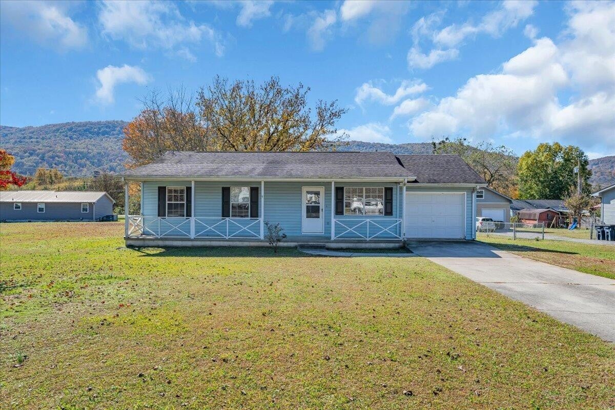 Photo of Listing #3042011