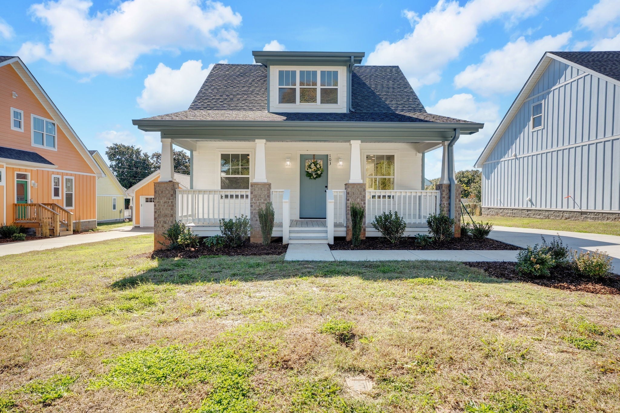 Photo of Listing #3042038