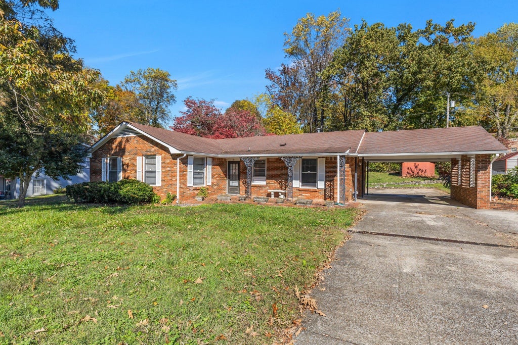 111 Nottingham Pl, Clarksville