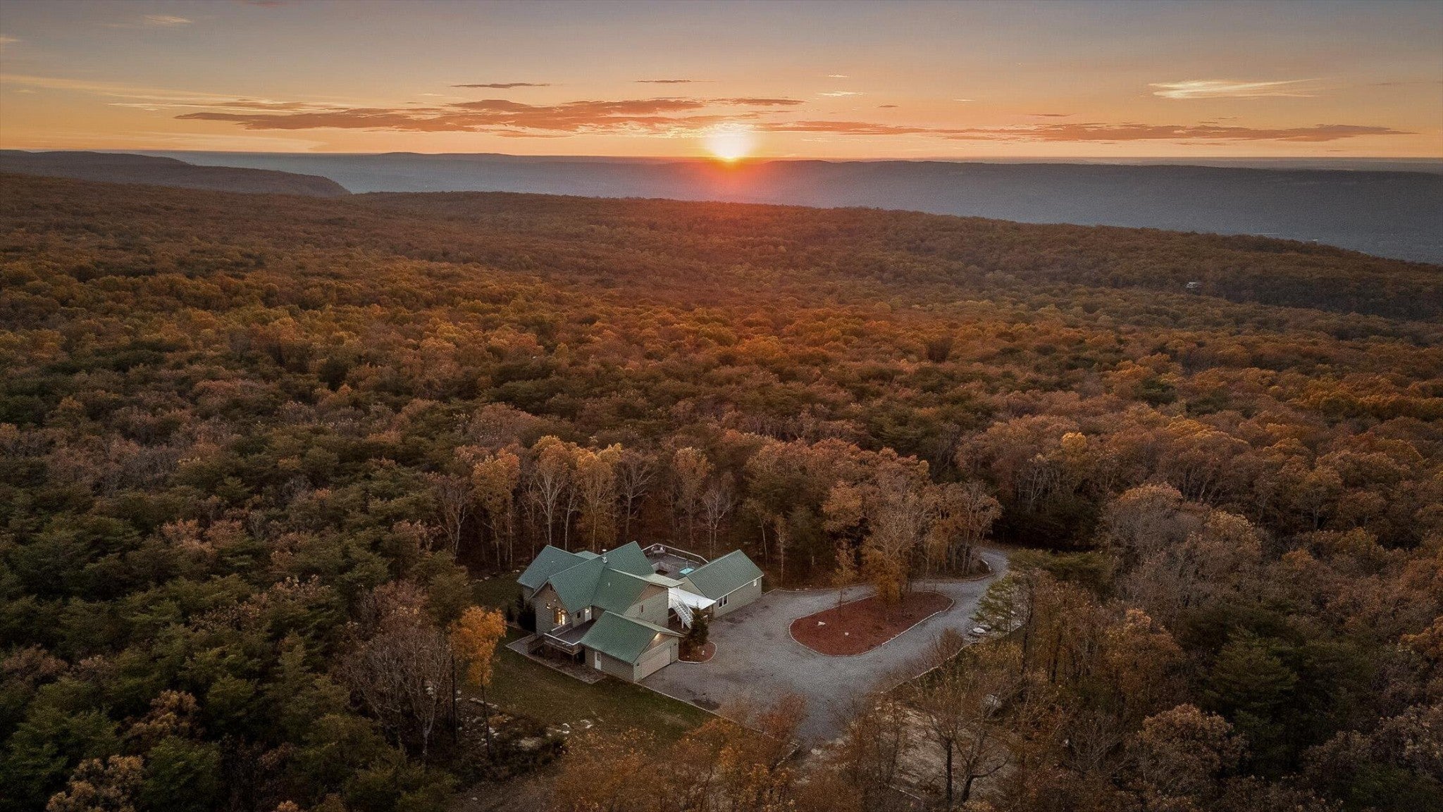 Photo of Listing #3042079