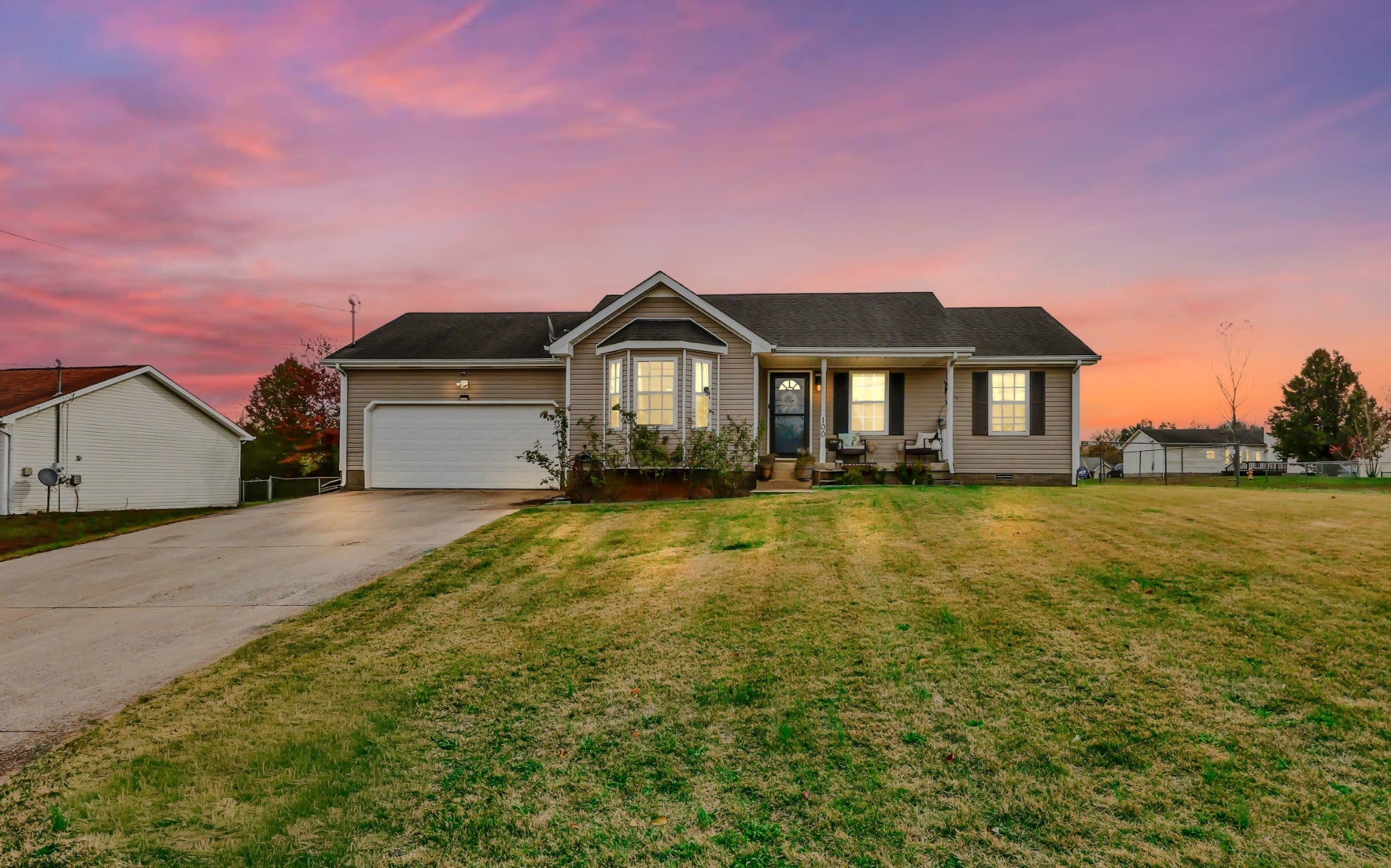 Photo of Listing #3042095