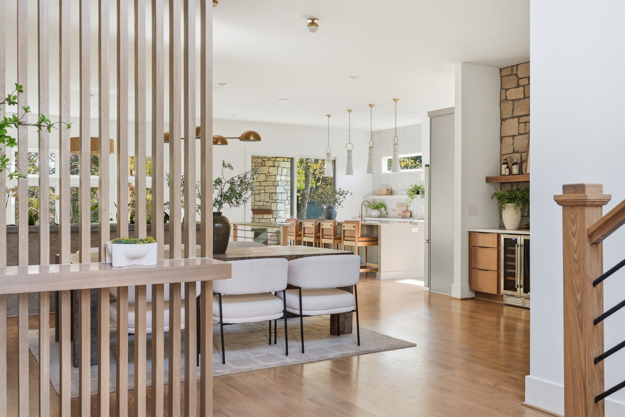 Photo of Listing #3042140