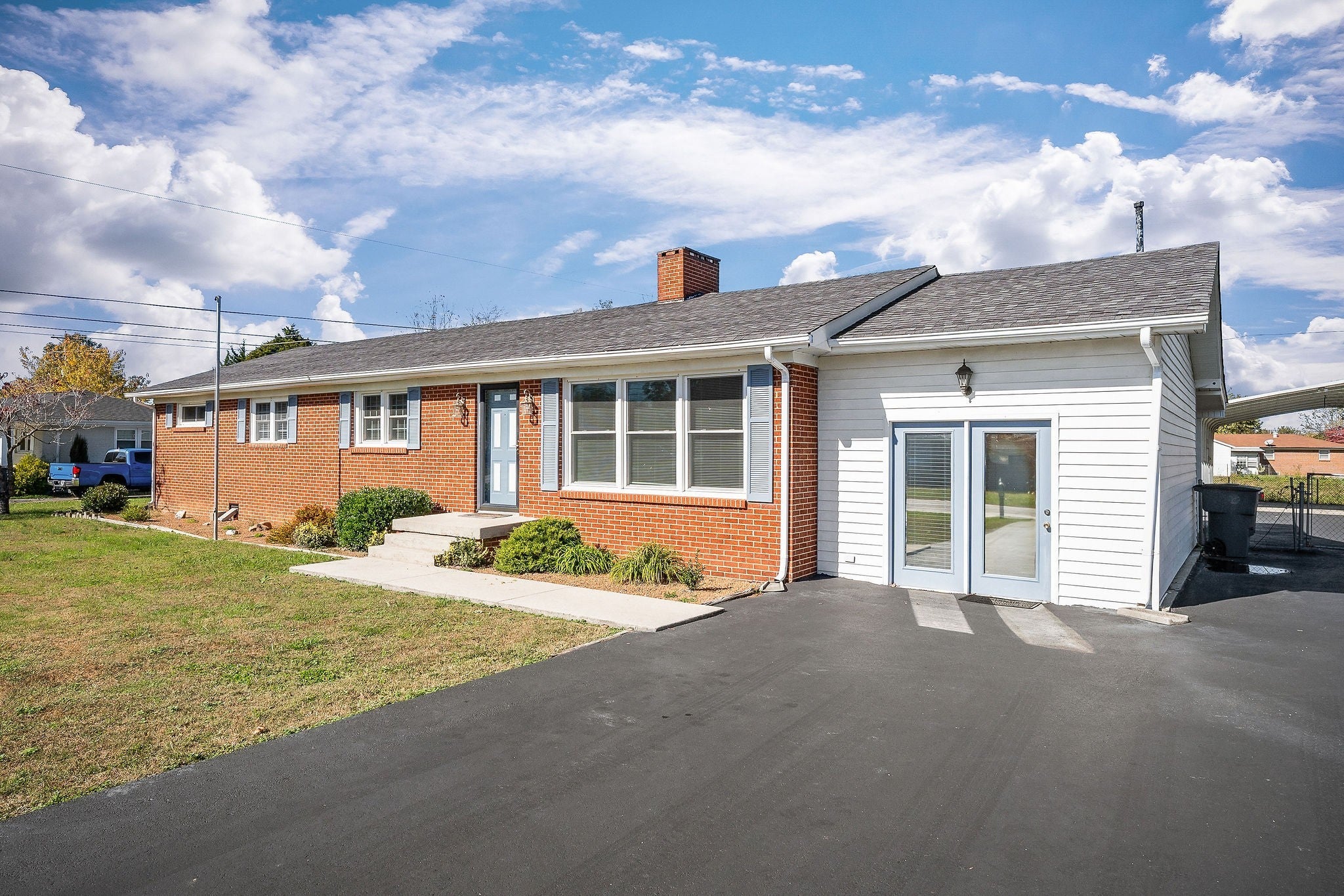 Photo of Listing #3042207