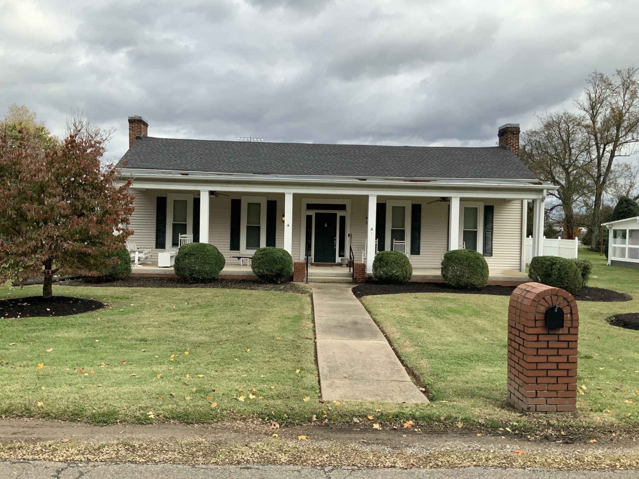 Home for sale in 202 N Horton Pkwy Chapel Hill, TN