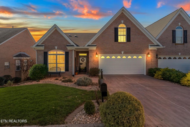 1131 Creekside Village Way, Seymour