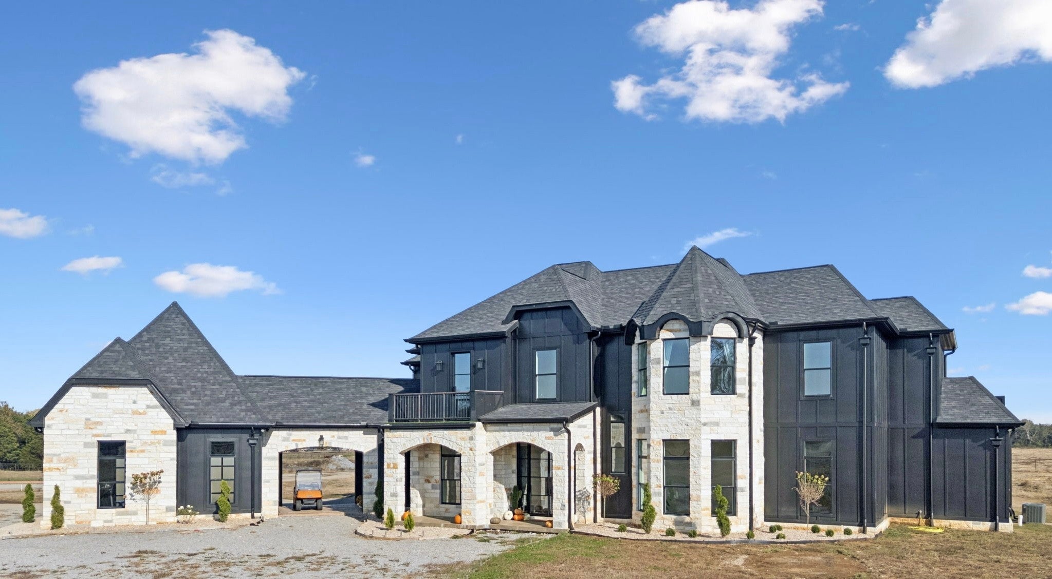 Photo of Listing #3042456