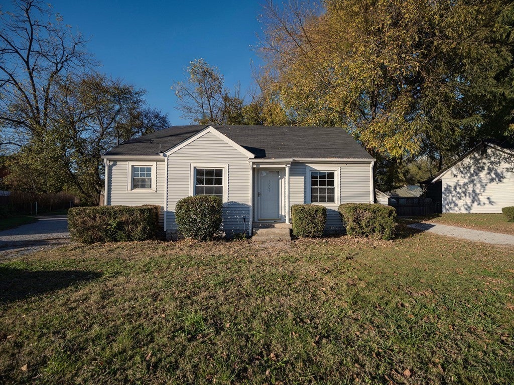 1009 Greenland Dr, Murfreesboro