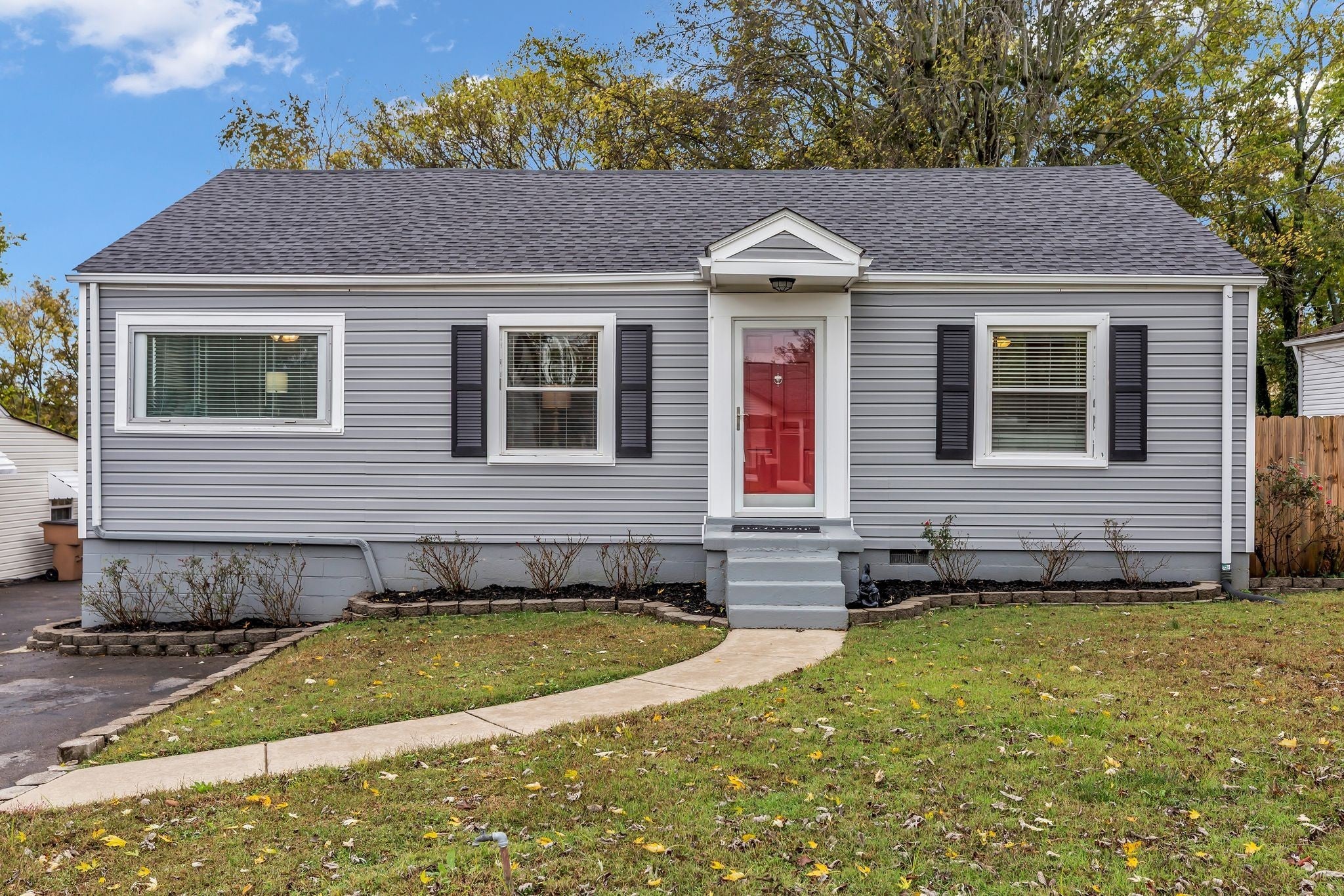 Photo of Listing #3042565