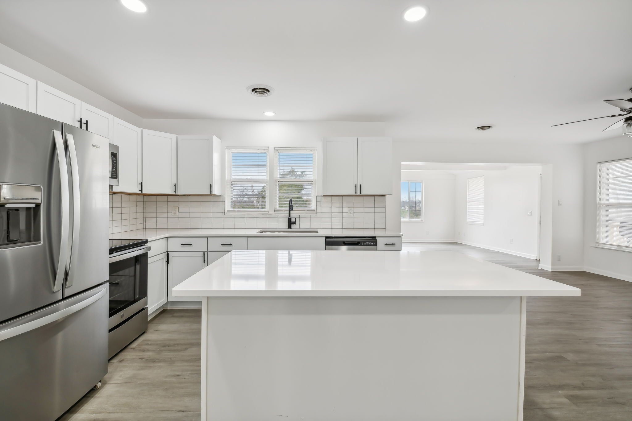 Photo of Listing #3042580