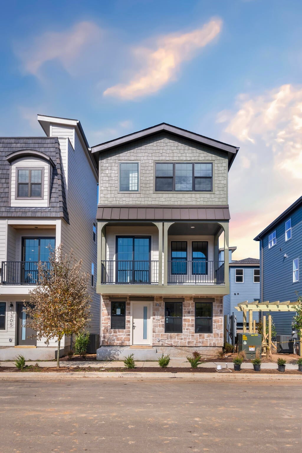 Photo of Listing #3042609