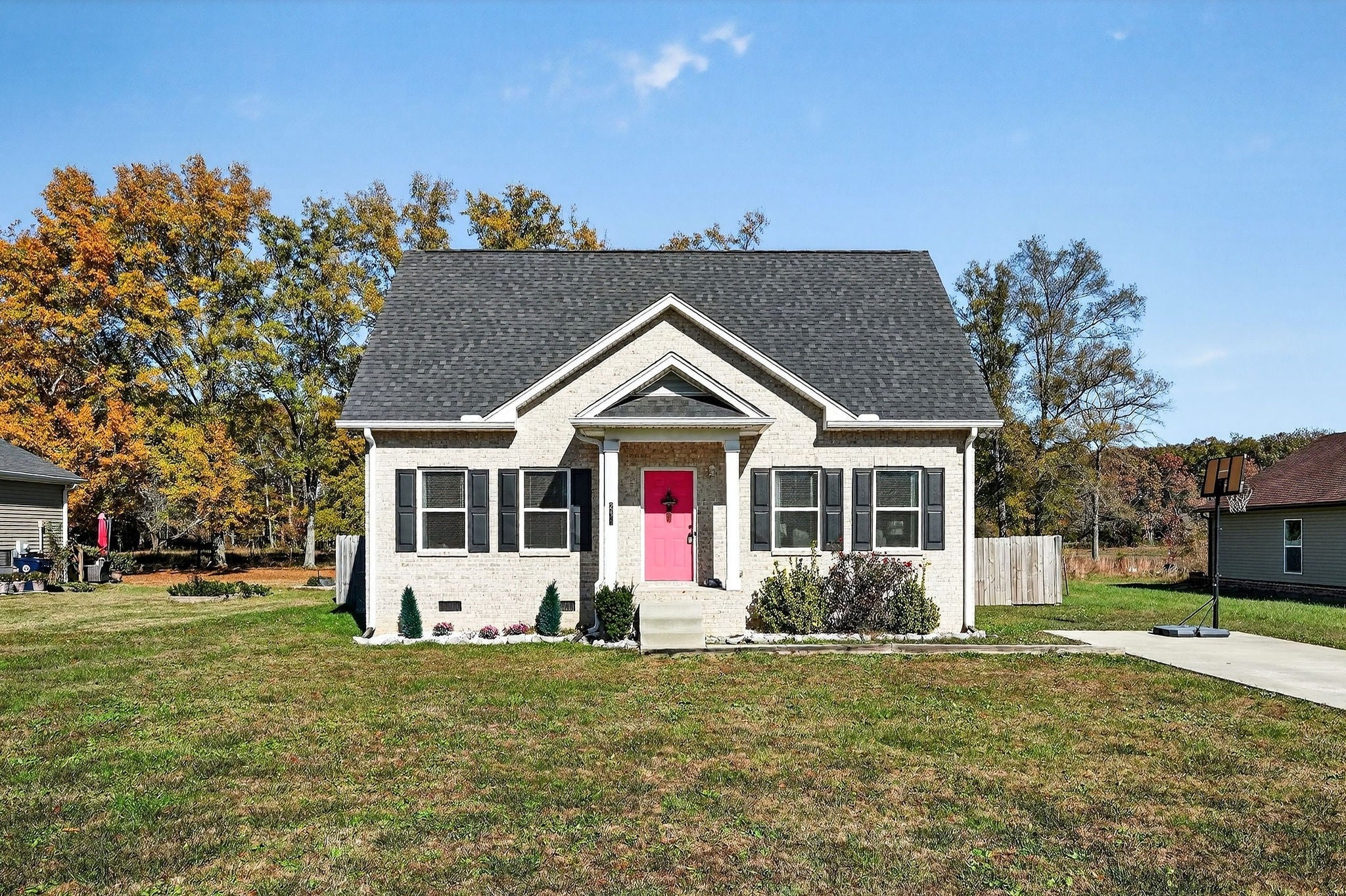 Photo of Listing #3042766