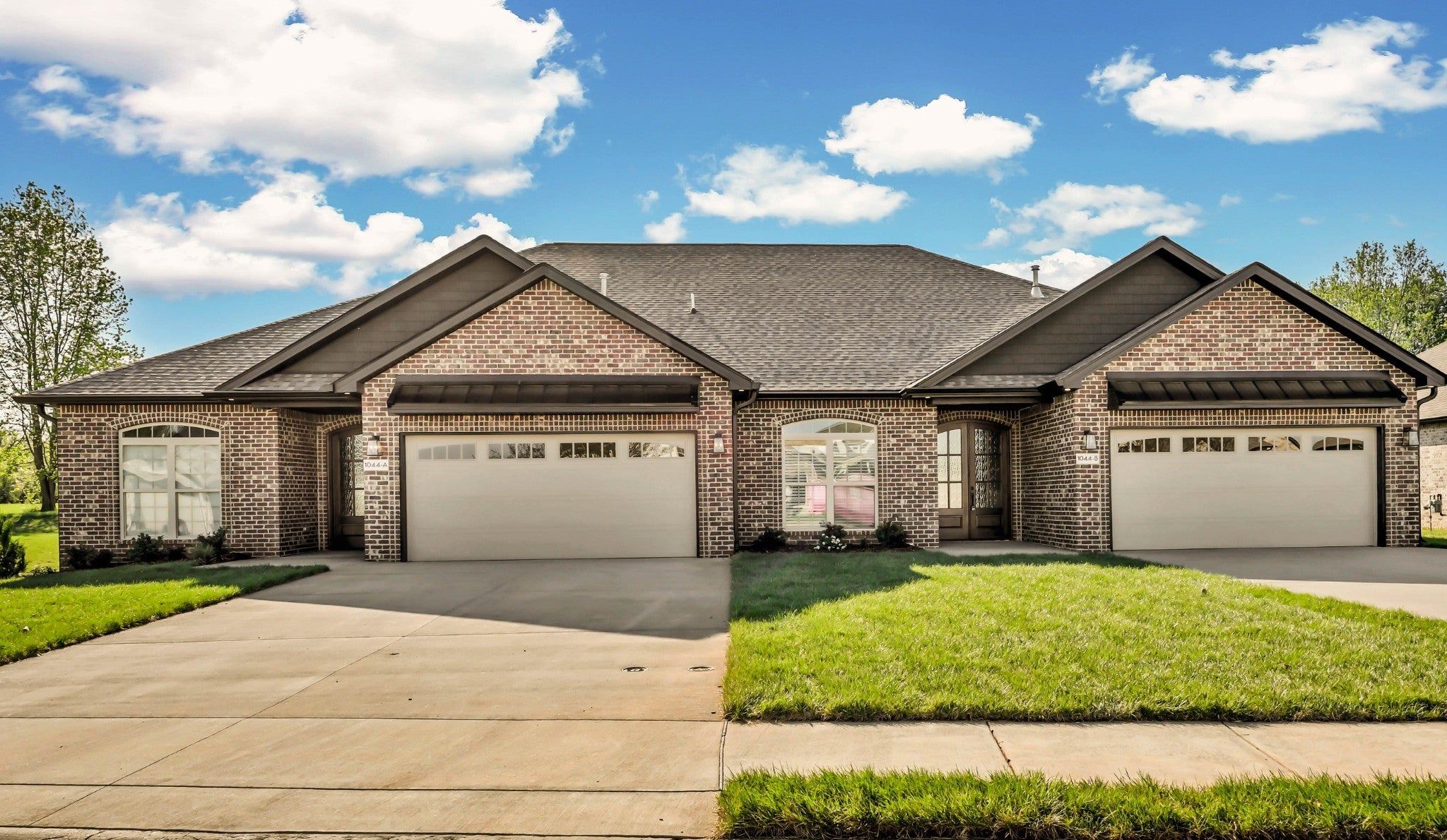 Photo of Listing #3042990