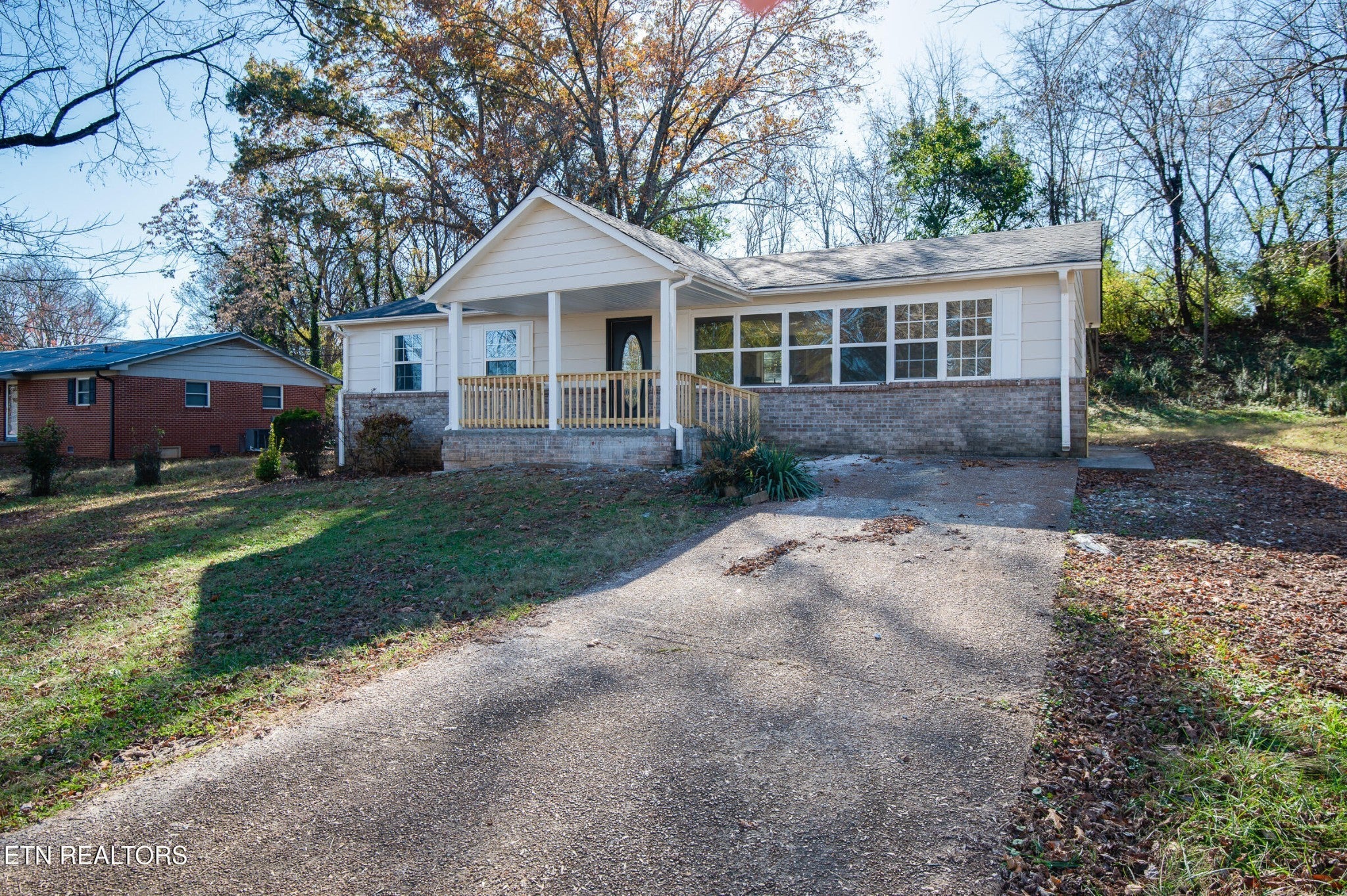 Photo of Listing #3043191