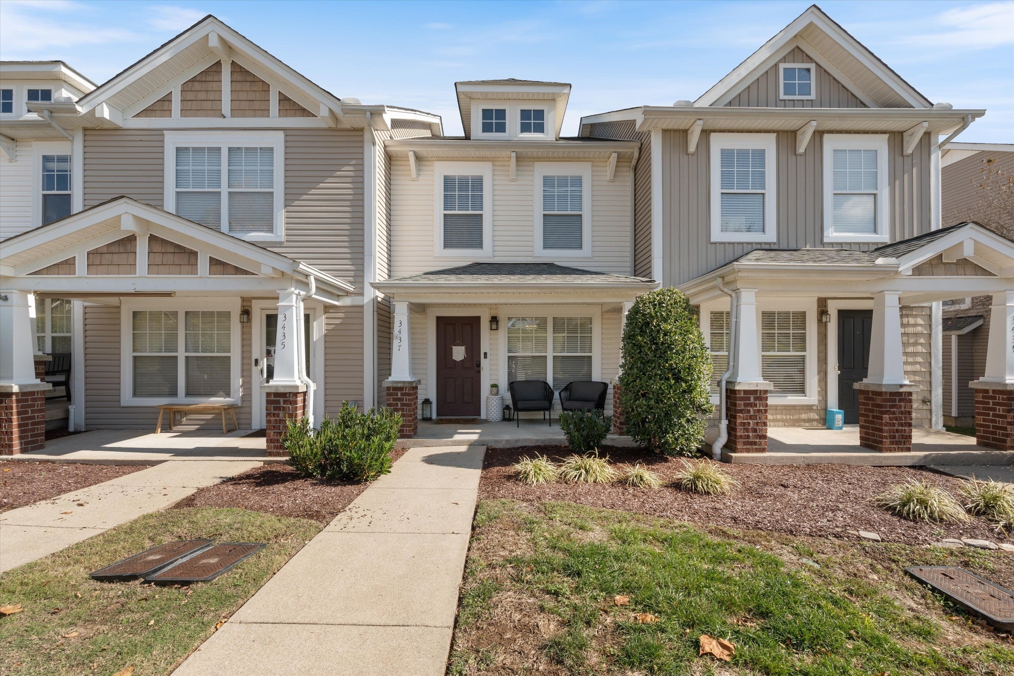 Photo of Listing #3043395