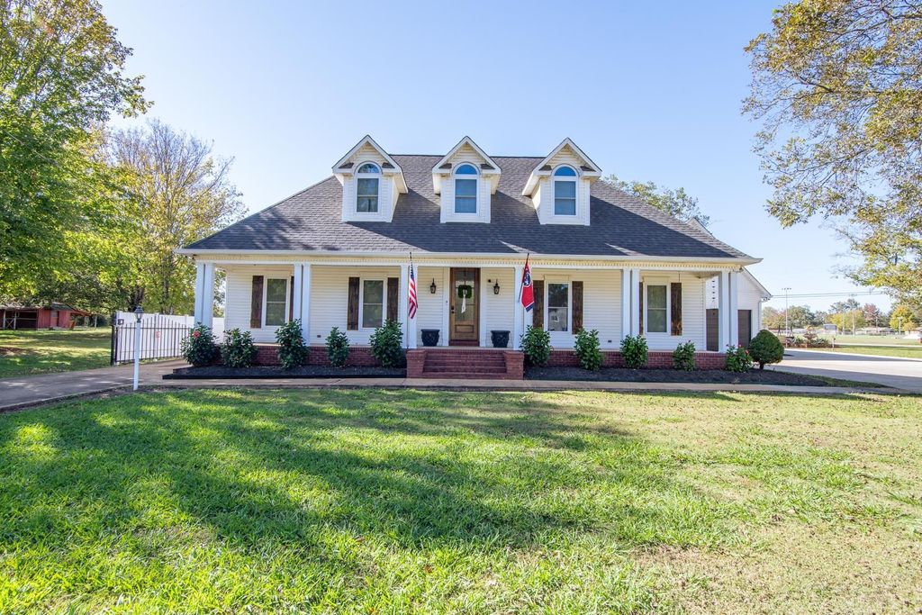 635 Patterson Rd, Savannah