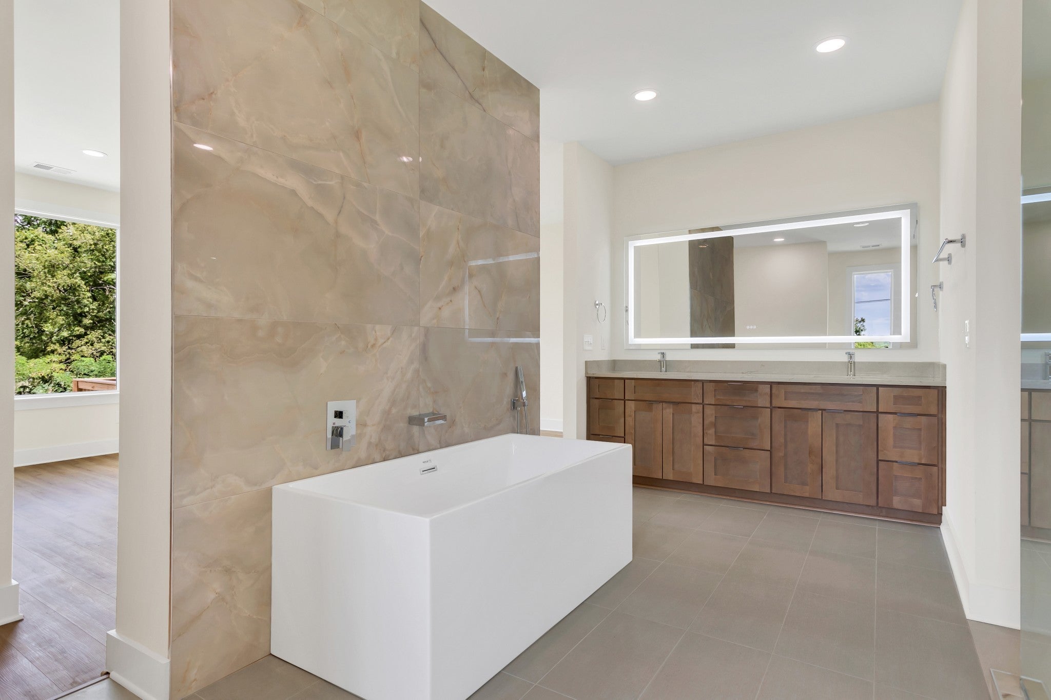 Photo of Listing #3043654