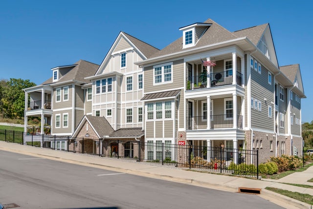 900 Vintage Green Ln 305, Franklin