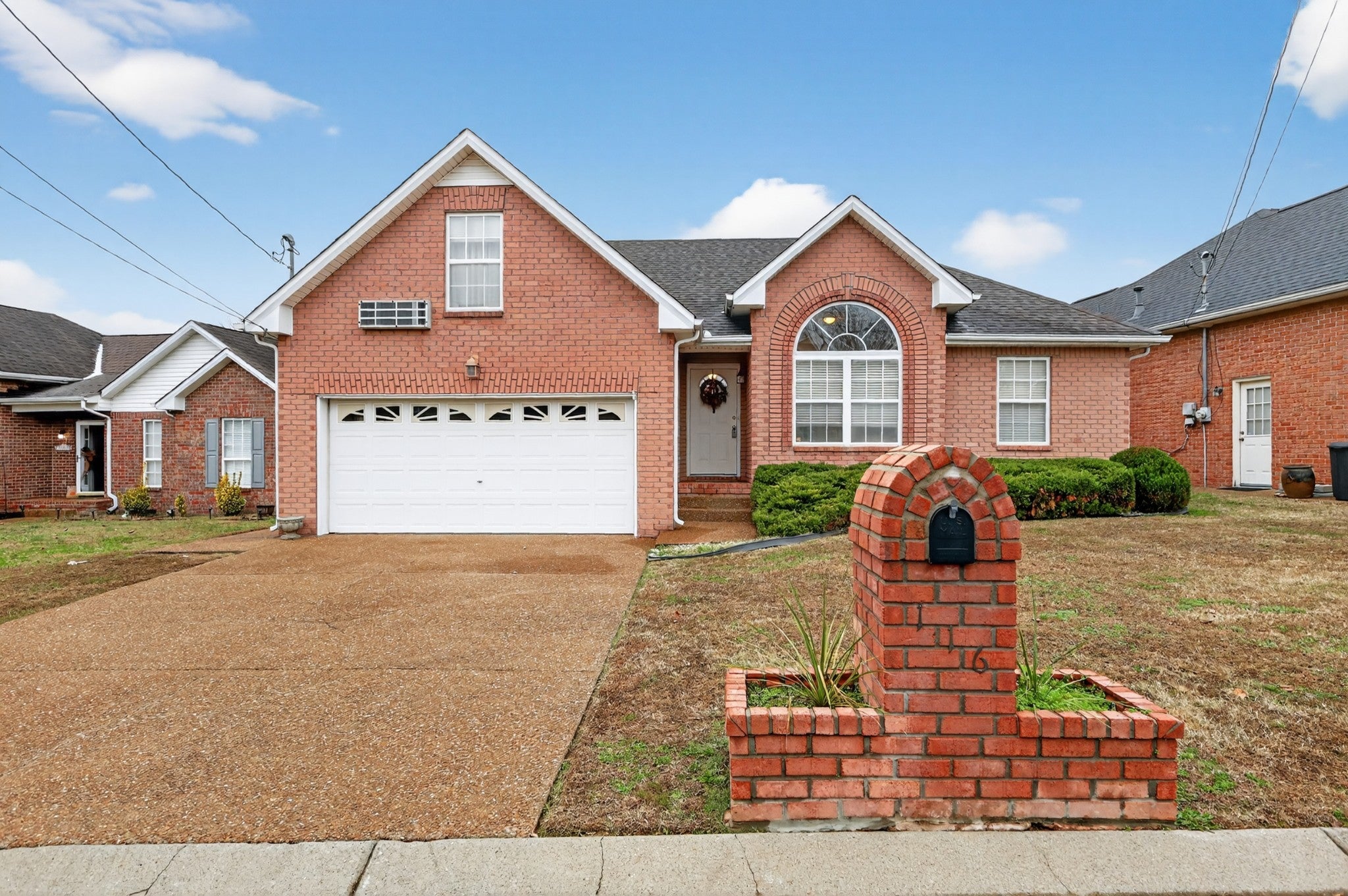 Photo of Listing #3043784