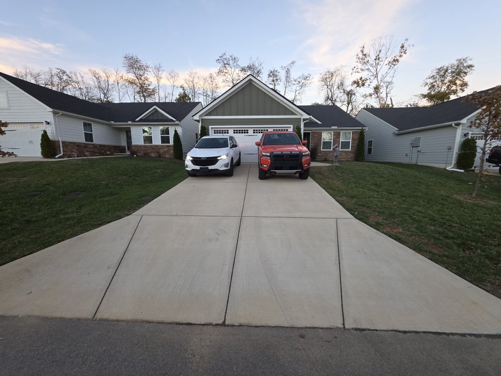 730 Cottage Dr, Columbia