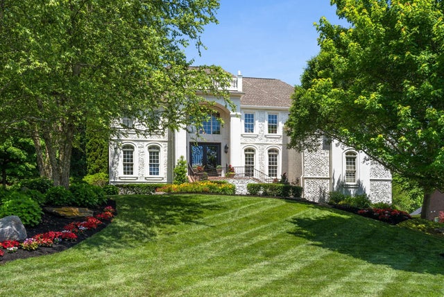 4 Ironwood Ln, Brentwood