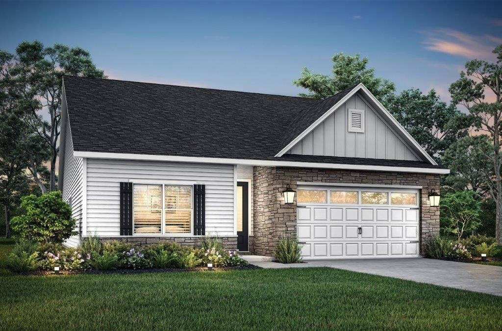 Home for sale in 604 Silver Trace White House, TN