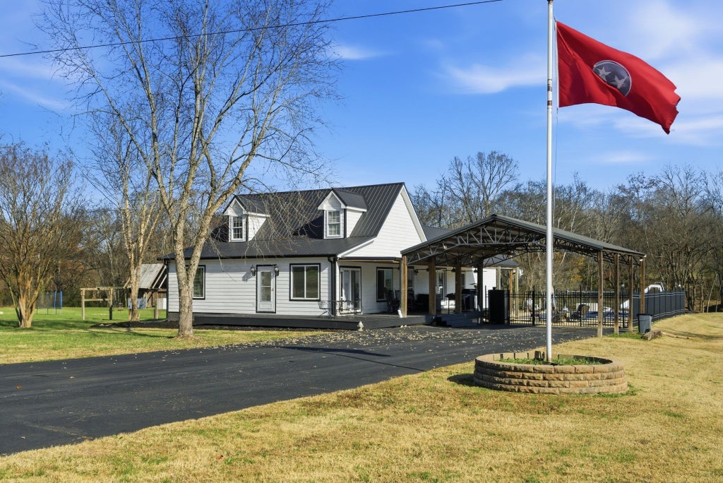 6117 Henry Gower Rd, Pleasant View