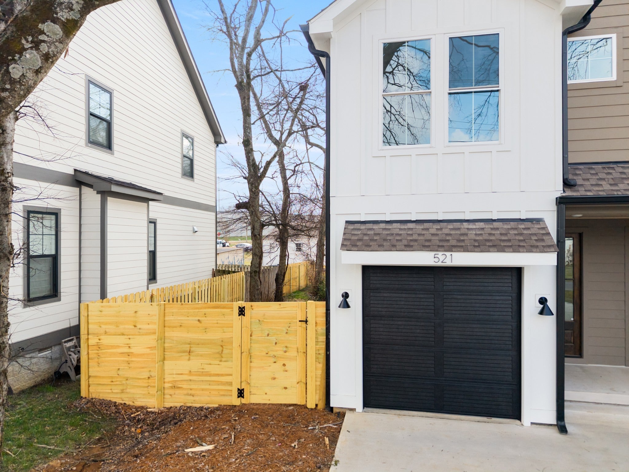 Photo of Listing #3045072