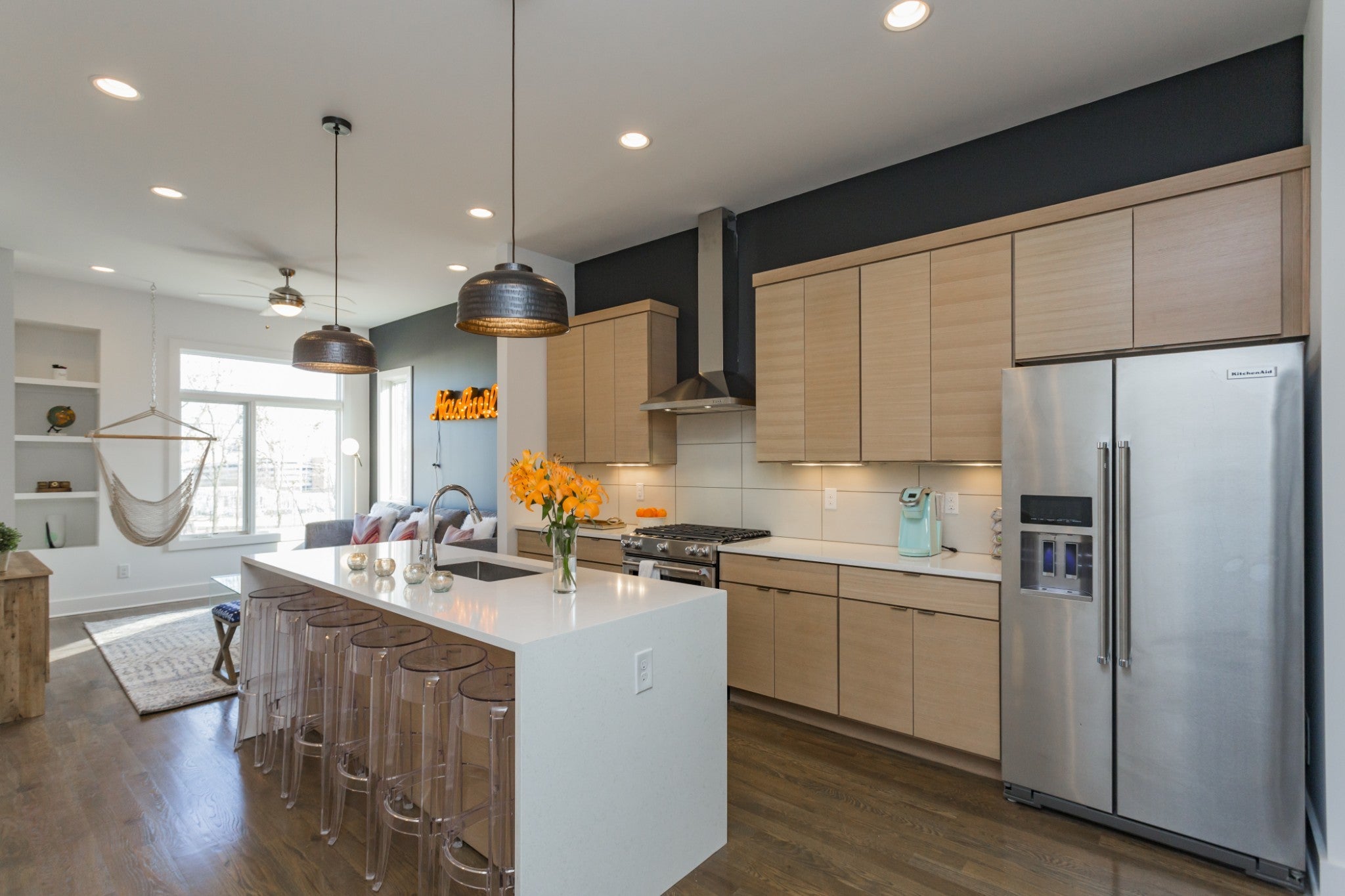 Photo of Listing #3045181