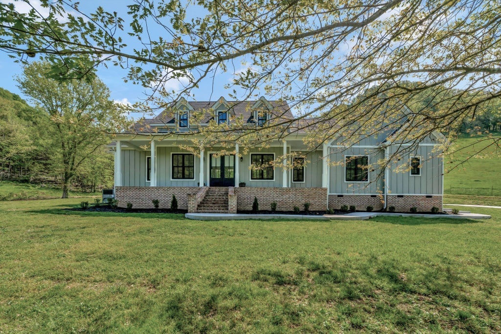 263 Club Springs Rd, Elmwood