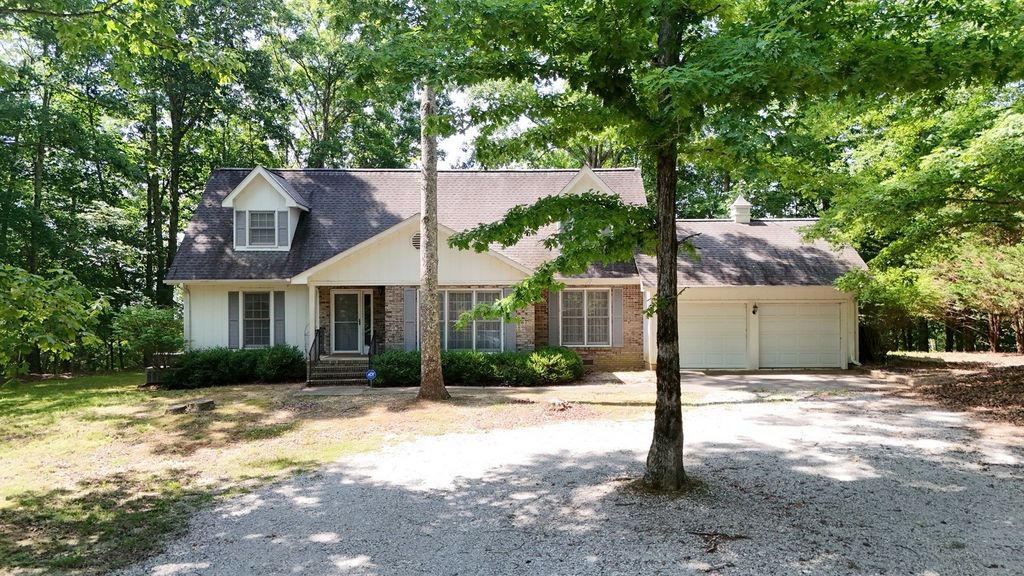 1454 Stage Coach Rd, Sewanee