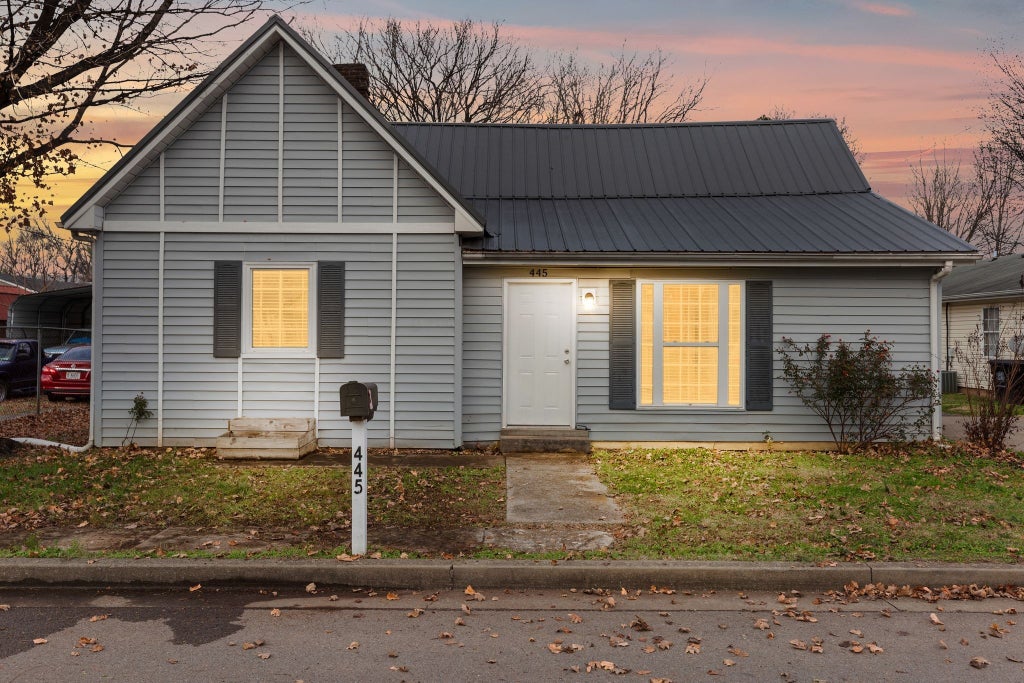 445 Jackson St, Murfreesboro