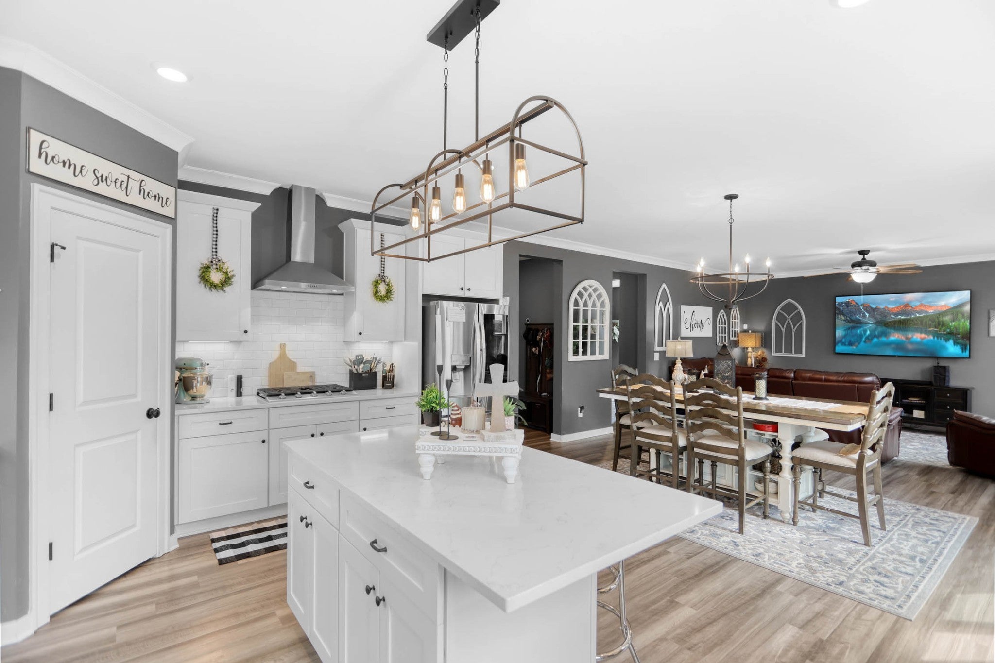 Photo of Listing #3045328