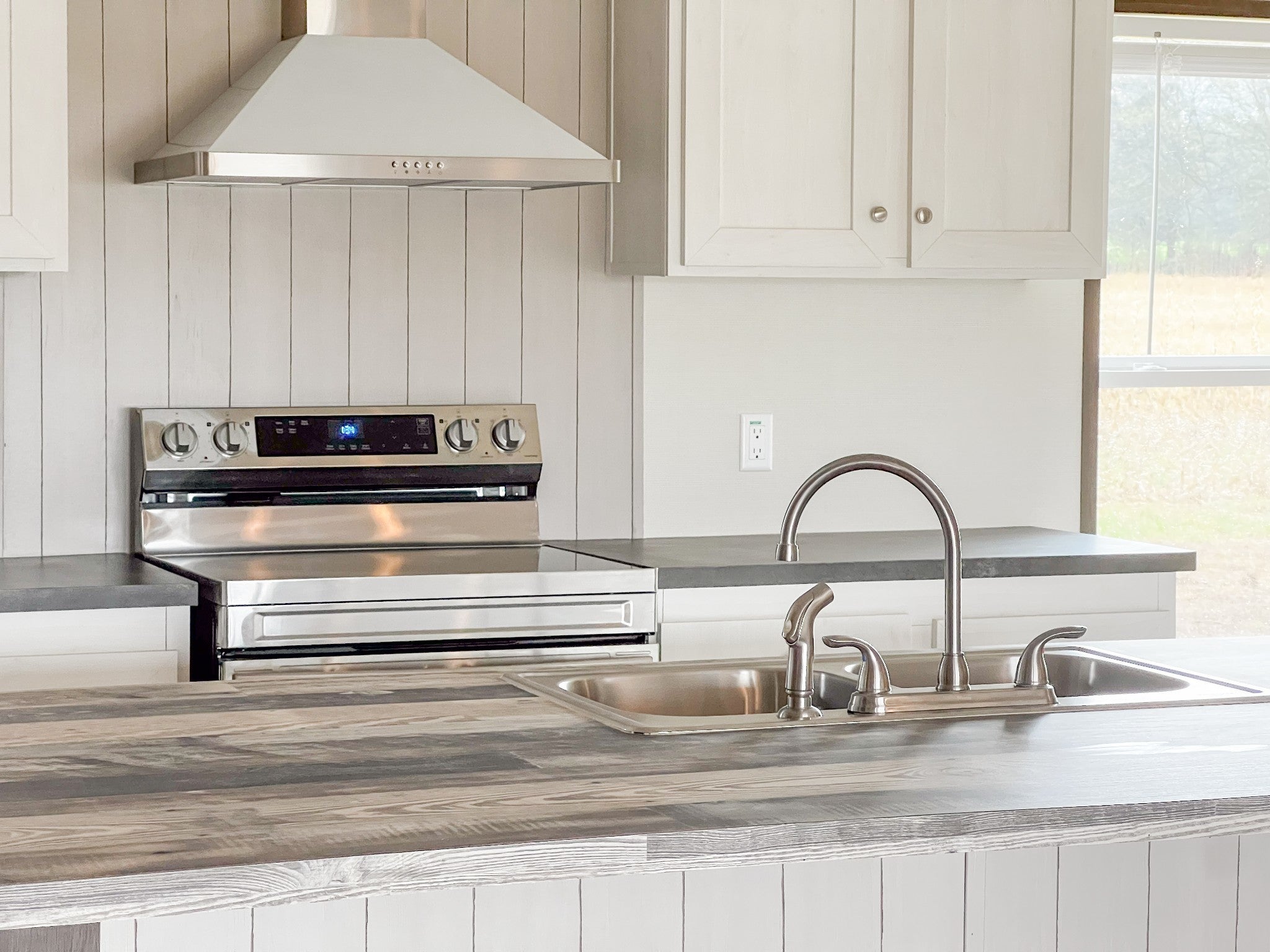 Photo of Listing #3045398