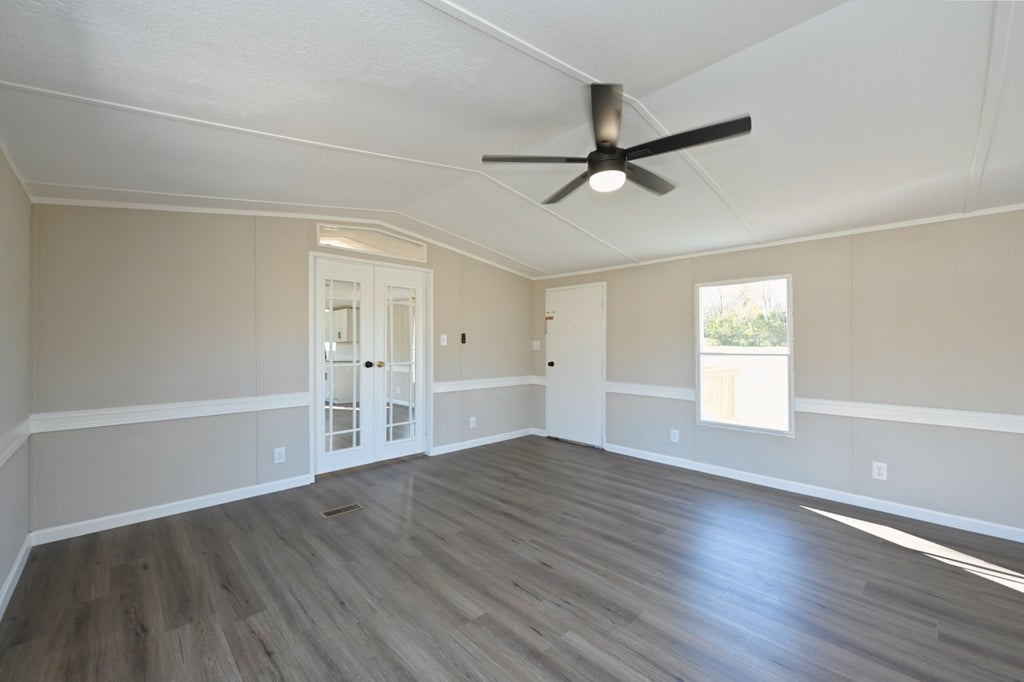 398 Carter Ln, Castalian Springs